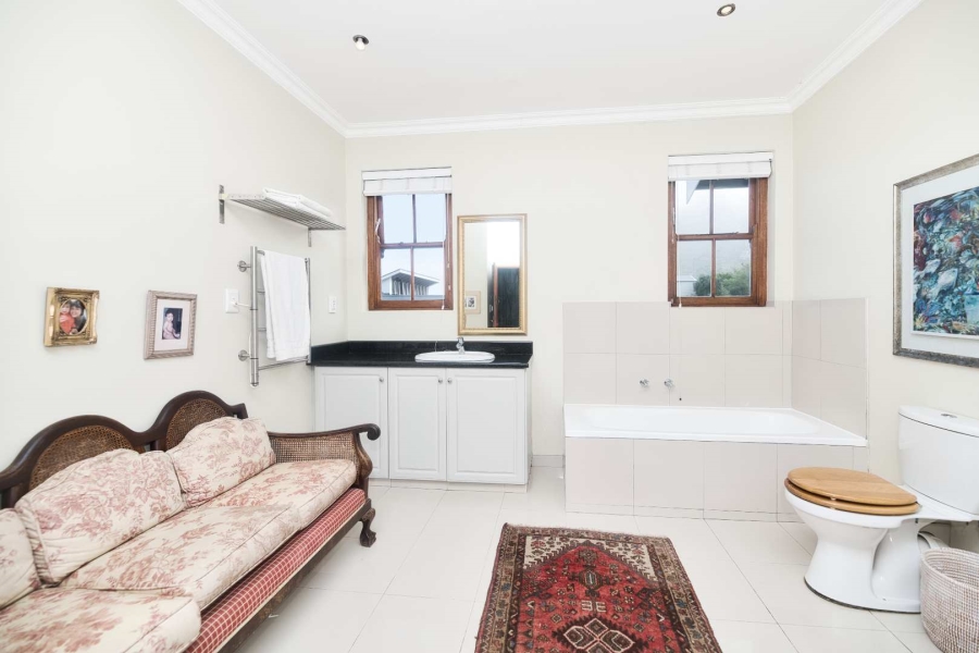 7 Bedroom Property for Sale in Voelklip Western Cape